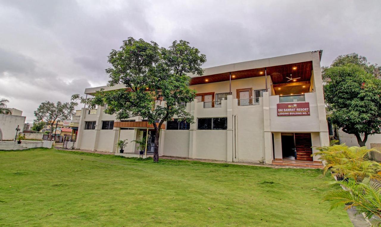 Sai Samrat Resort Satara Exteriér fotografie